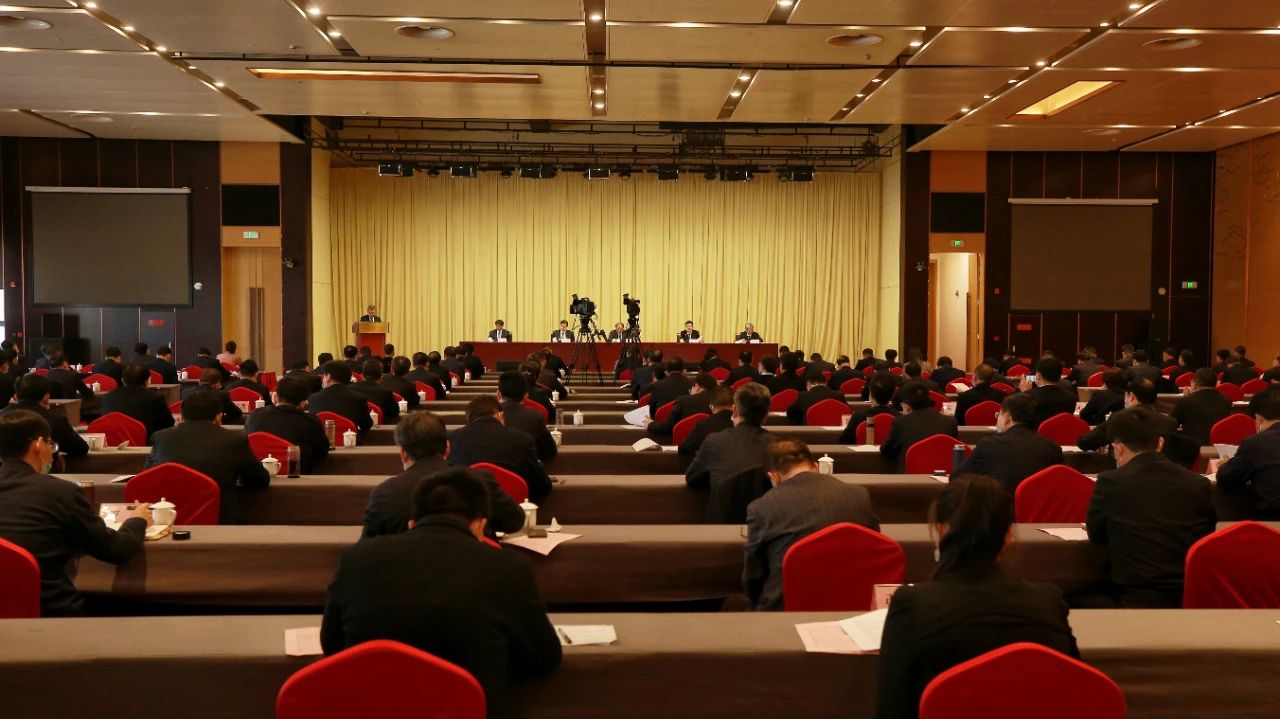 嚴(yán)鑒鉑董事長榮獲陜西省“擔(dān)當(dāng)作為好干部”稱號(hào)！