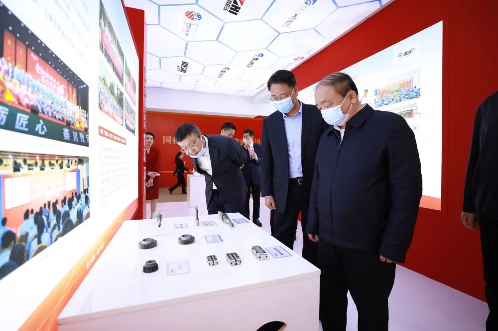 陜西省委常委、組織部長張廣智蒞臨秦川集團(tuán)展位