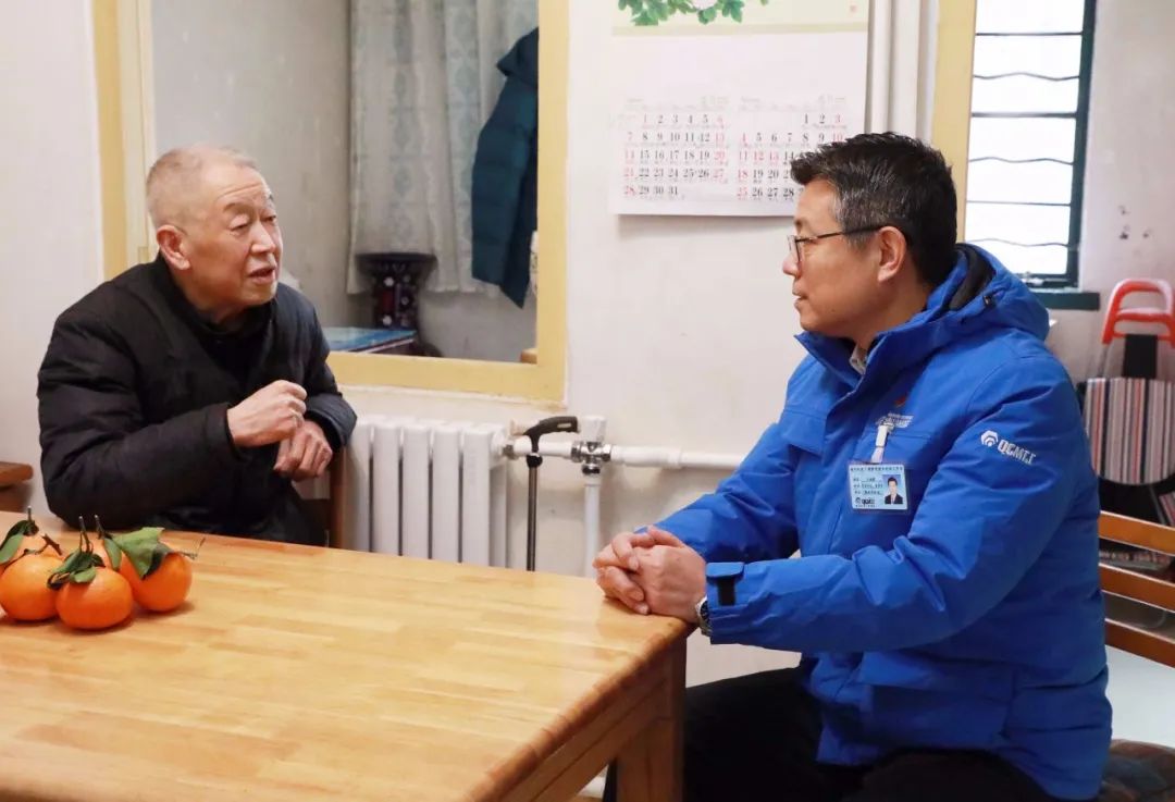 【集團(tuán)資訊】集團(tuán)領(lǐng)導(dǎo)節(jié)前慰問(wèn)退休困難職工